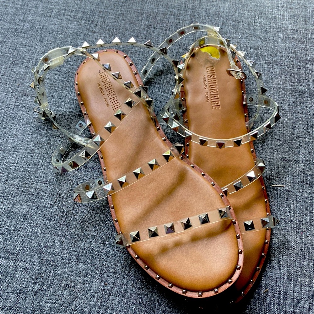 Cushionaire silver studded pvc sandals.